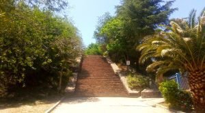 Escaleras de Tokio en Villa Carlos Paz.